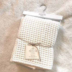 Waffle Knit Baby Blanket | NWT | 42’ x 42’